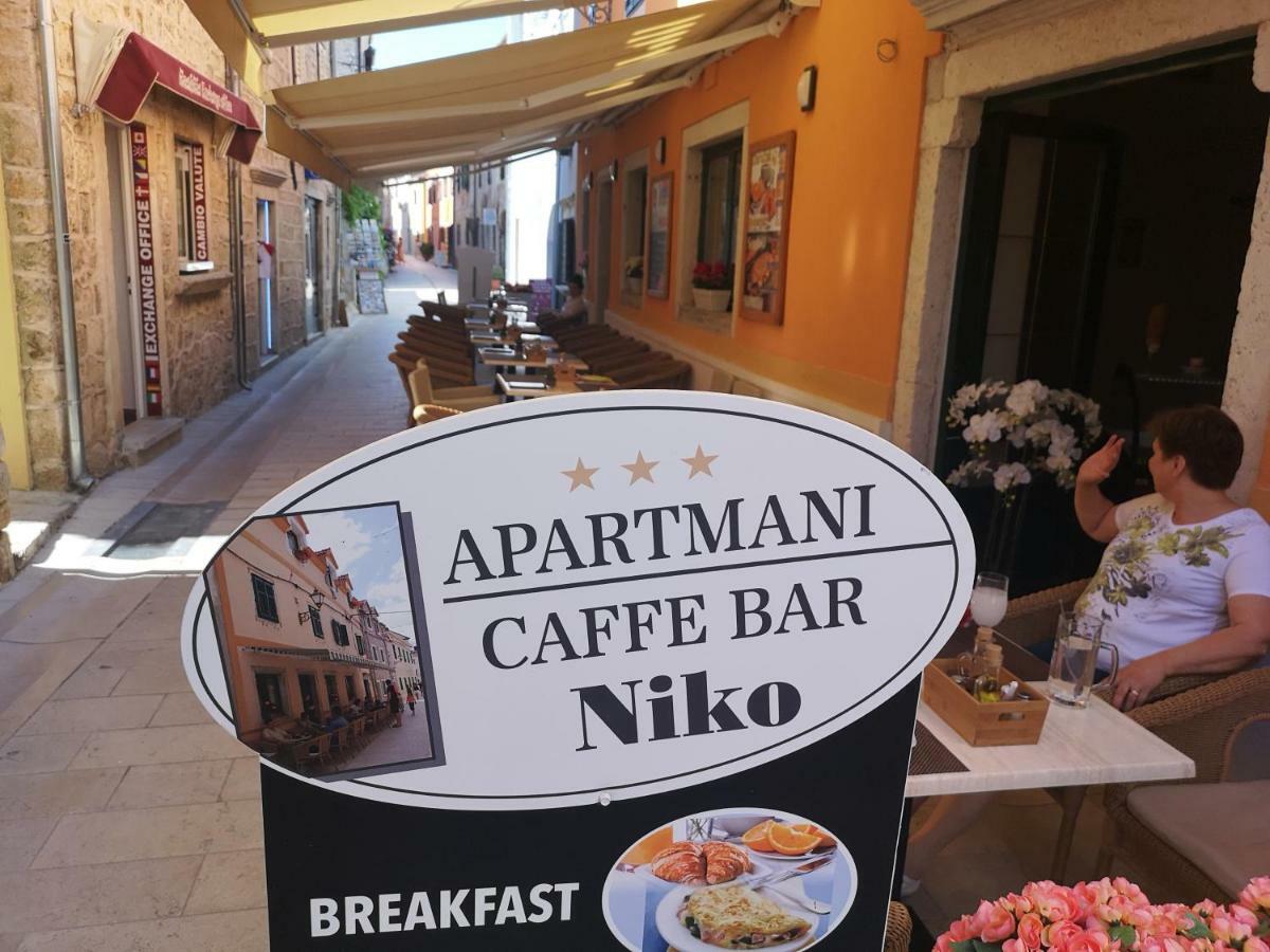 Private Room Niko Skradin Exterior photo